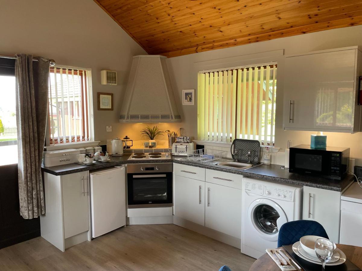Wellsfield Farm Holiday Lodges Стерлинг Экстерьер фото