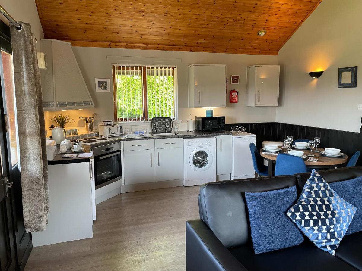 Wellsfield Farm Holiday Lodges Стерлинг Экстерьер фото