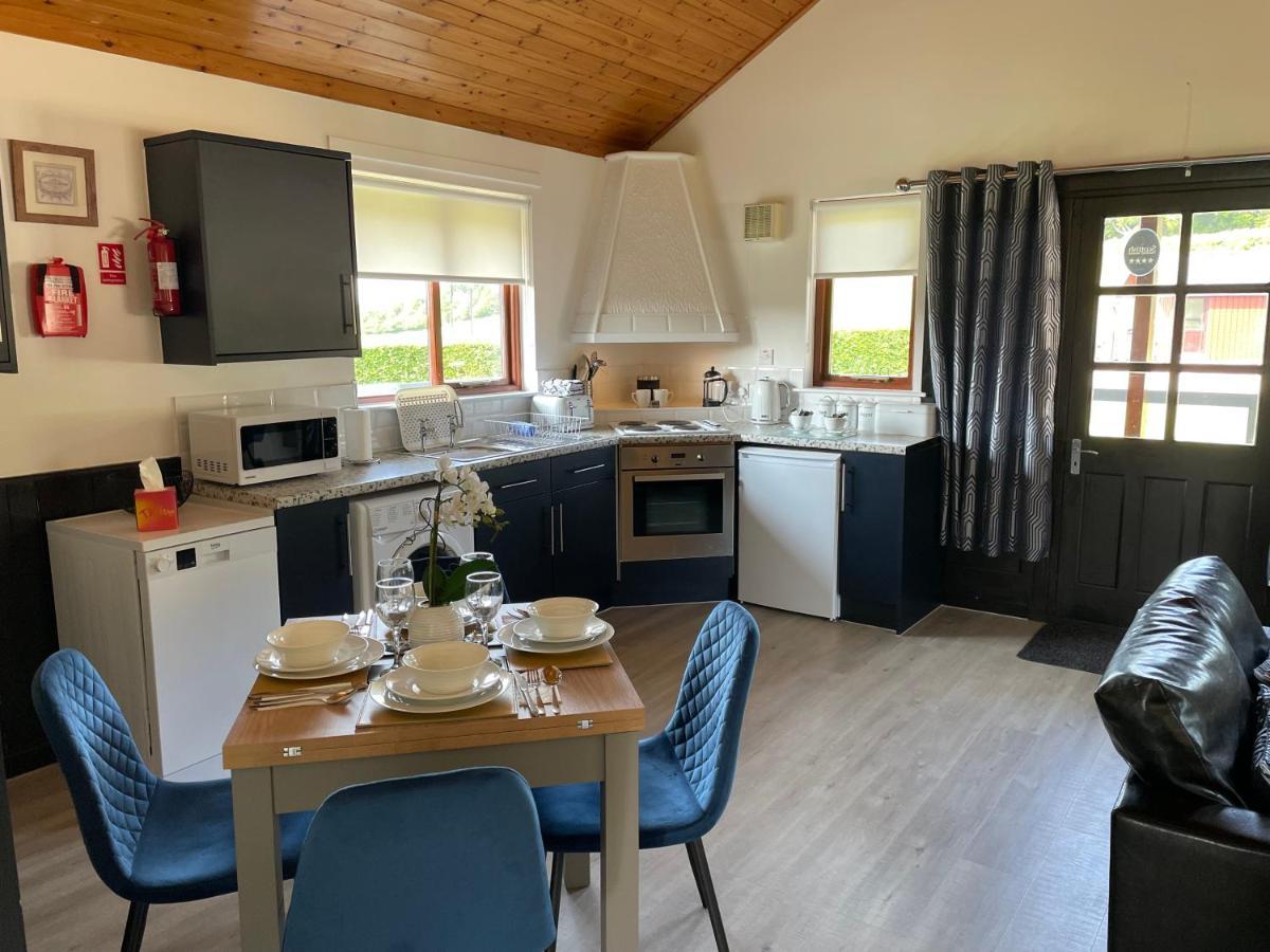Wellsfield Farm Holiday Lodges Стерлинг Экстерьер фото