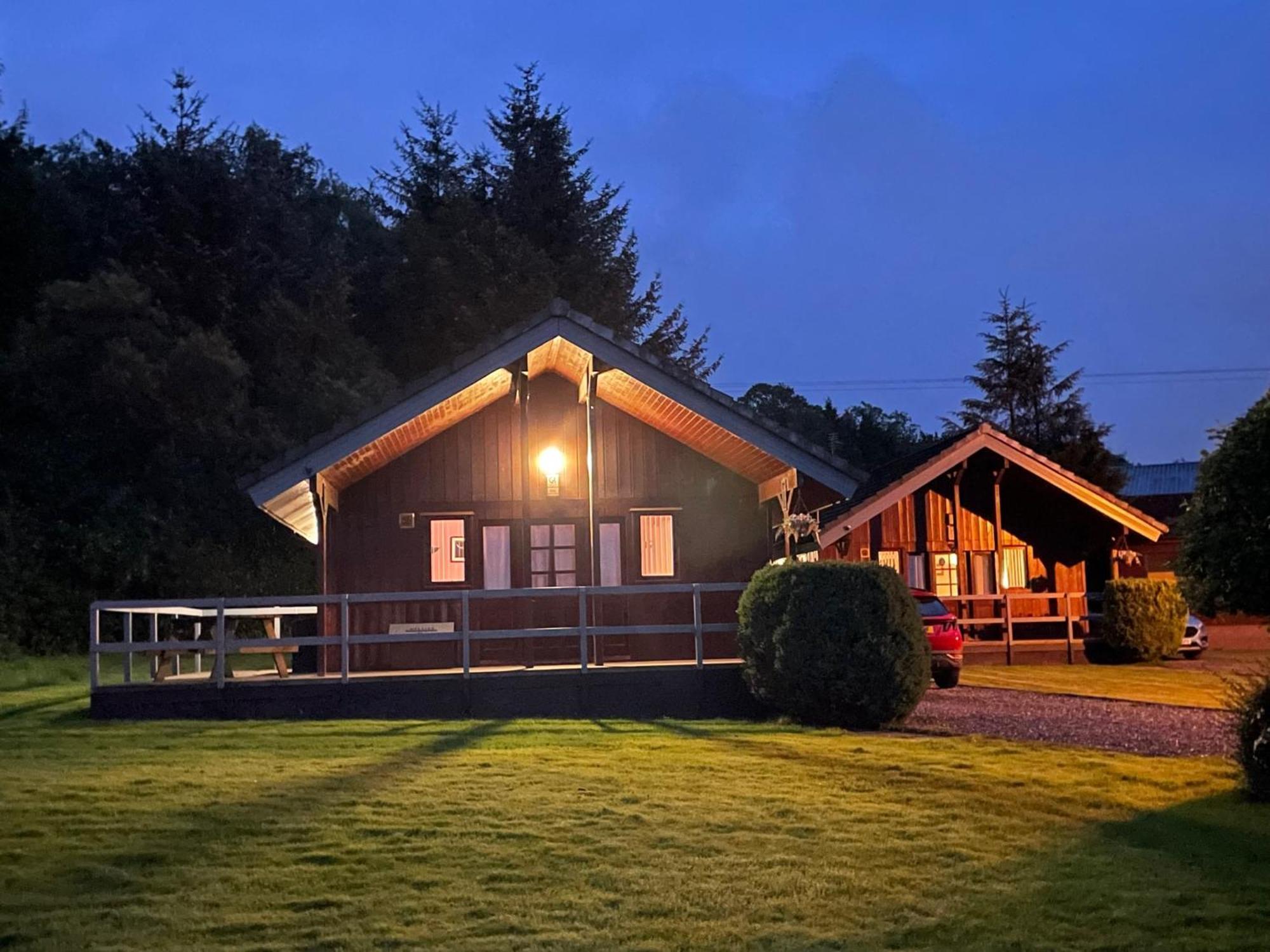 Wellsfield Farm Holiday Lodges Стерлинг Экстерьер фото
