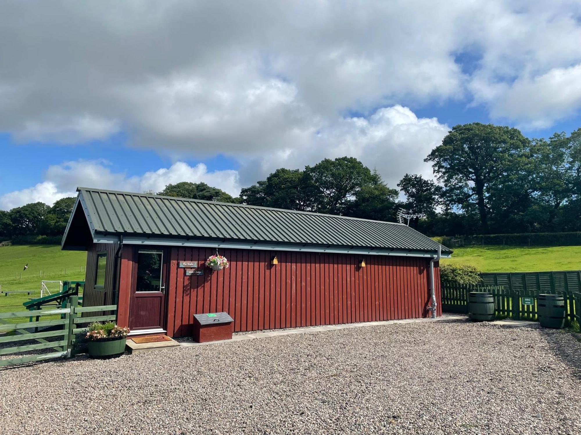 Wellsfield Farm Holiday Lodges Стерлинг Экстерьер фото